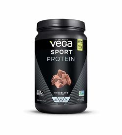 Black container with black lid of Vega Sport Protein with Chocolate flavour contains 30 g protein per serving